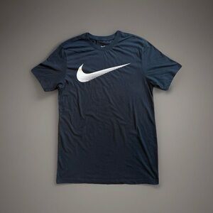 Men's Nike Dri-FIT Graphic T-Shirt Black White Swoosh Size Small S Training Gym
